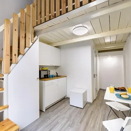 Flora Downtown Apartment