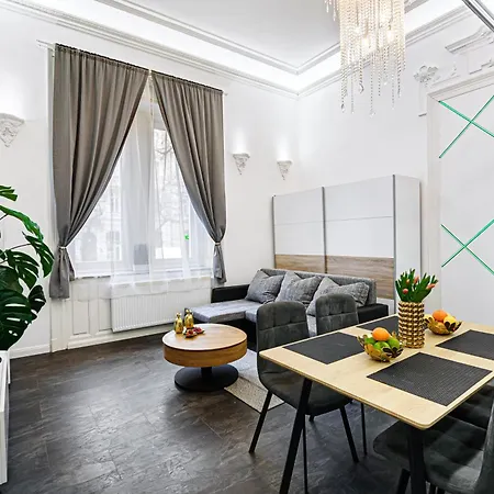 Flora Downtown Appartement *