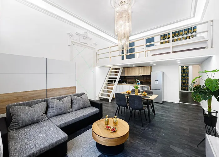 Flora Downtown Apartment