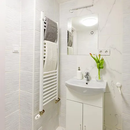 Flora Downtown * Budapest