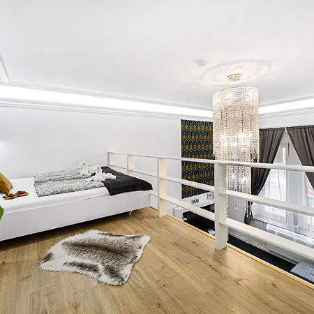 Flora Downtown Apartamento *